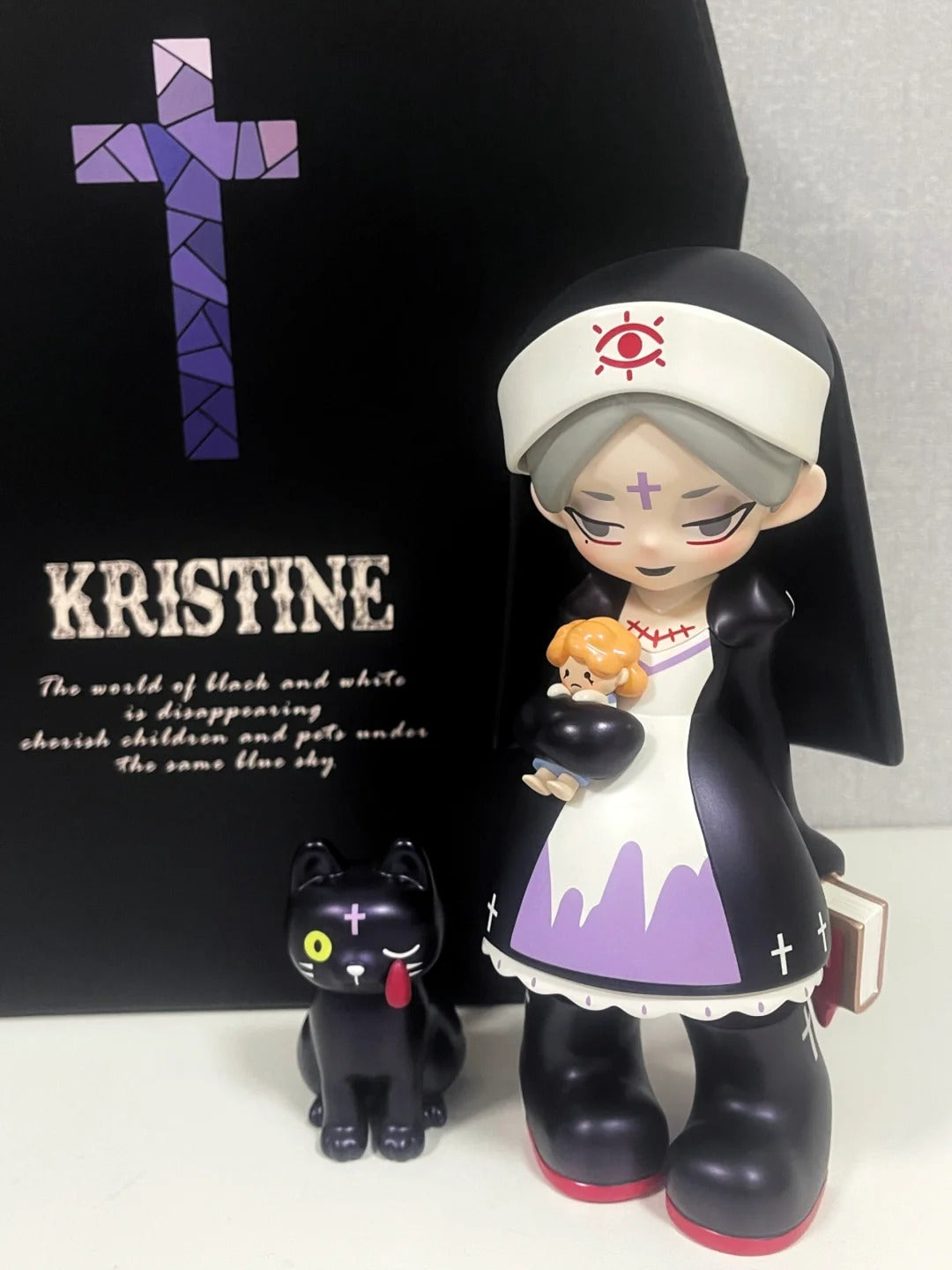 Q - Yandere Girl Hanging Card PVC