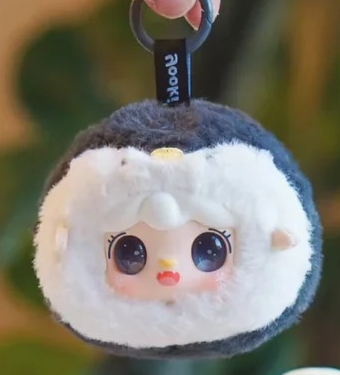 Yooki V6 Sea Babies - Plush Keychain