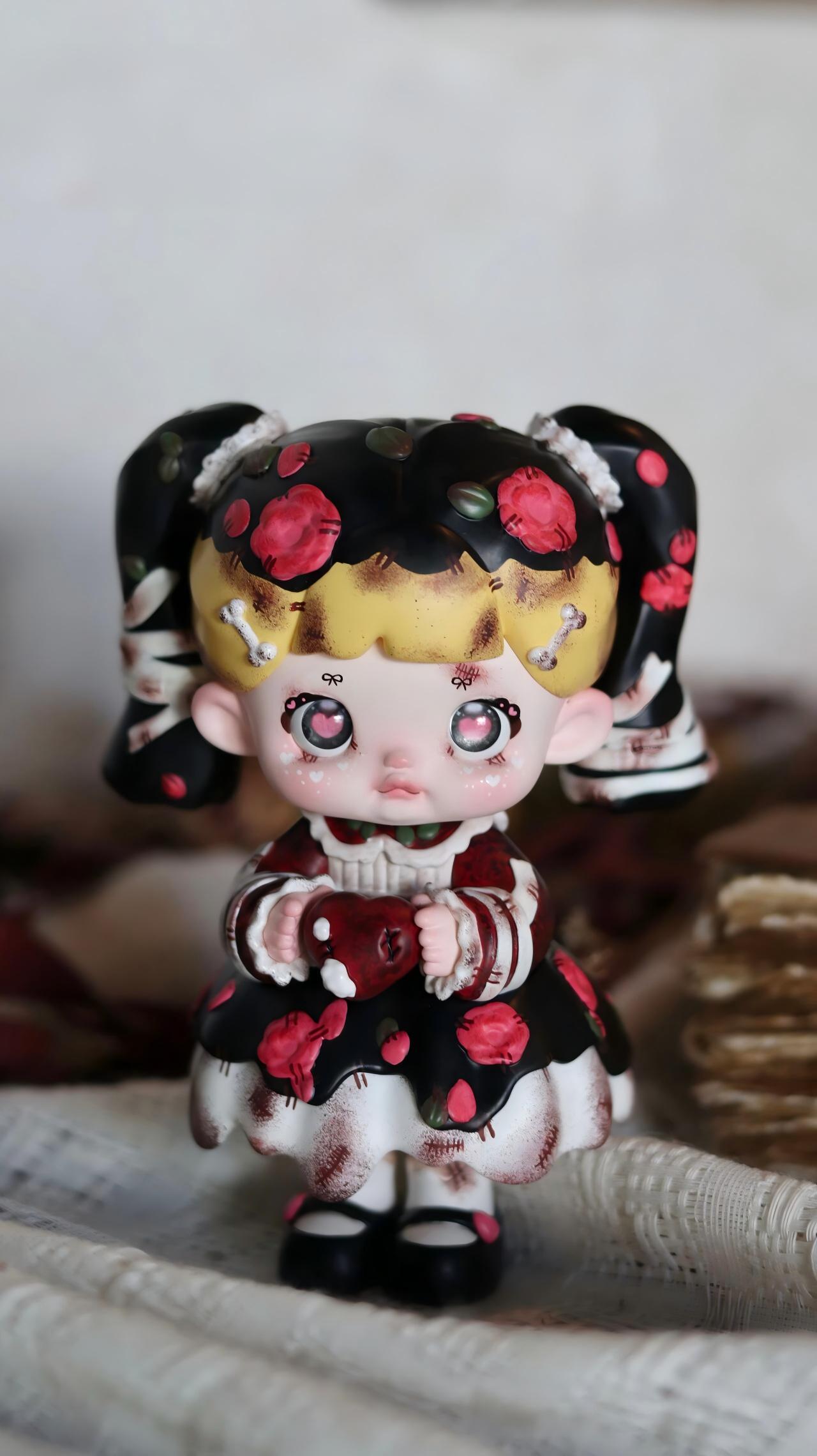 Nommi Specimen Artist Little Black Peach(pre order)