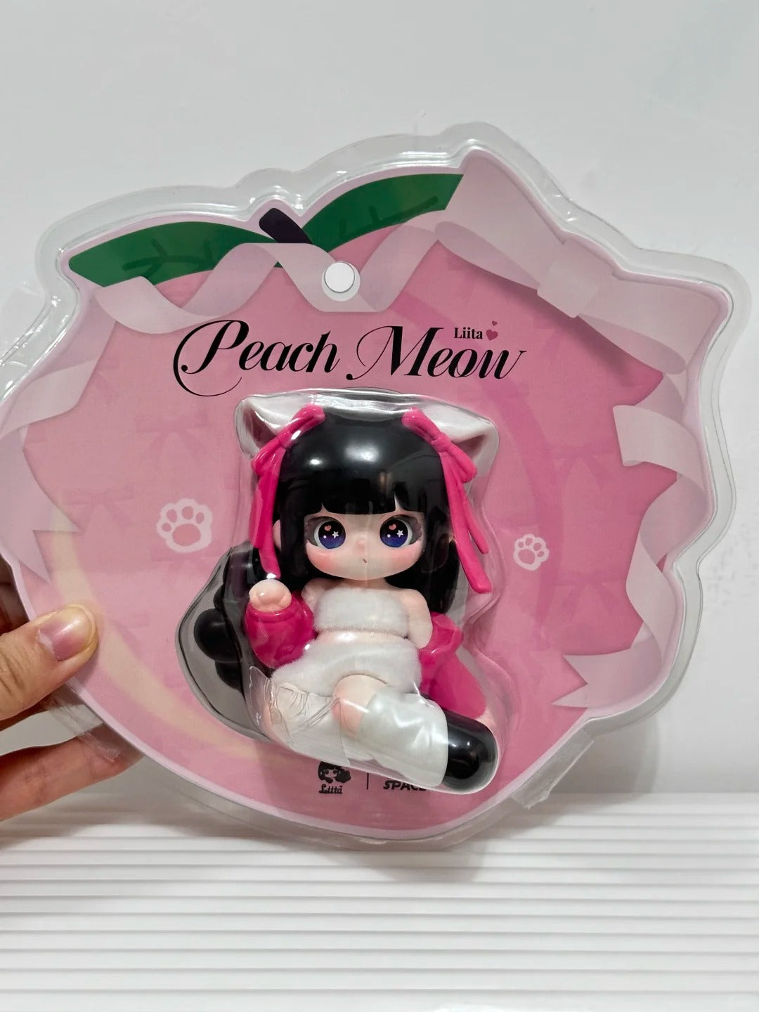 Liita's - White peach Hanging Card