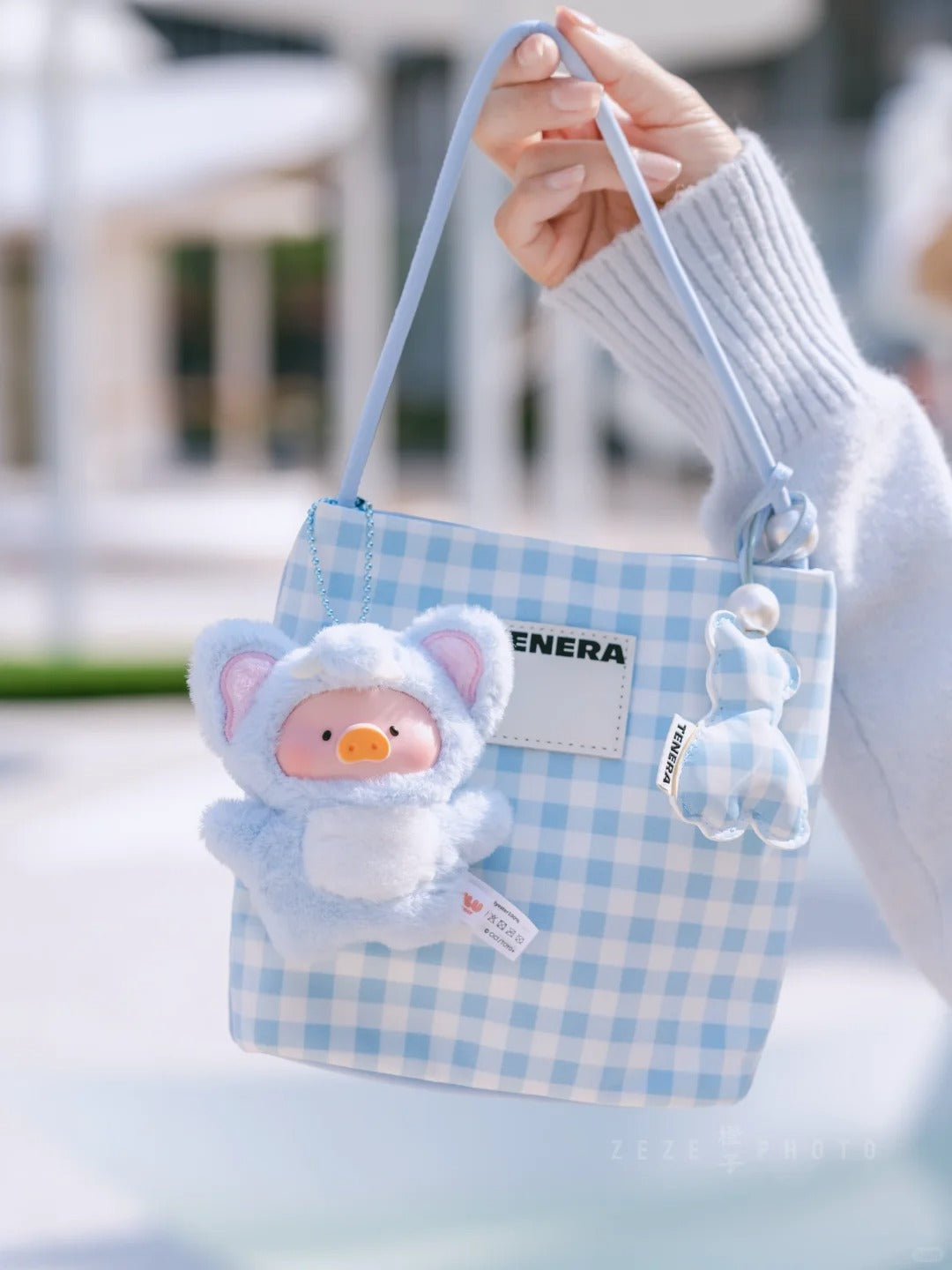 LULU the piggy animal party puppet show Pvc face plush keychain