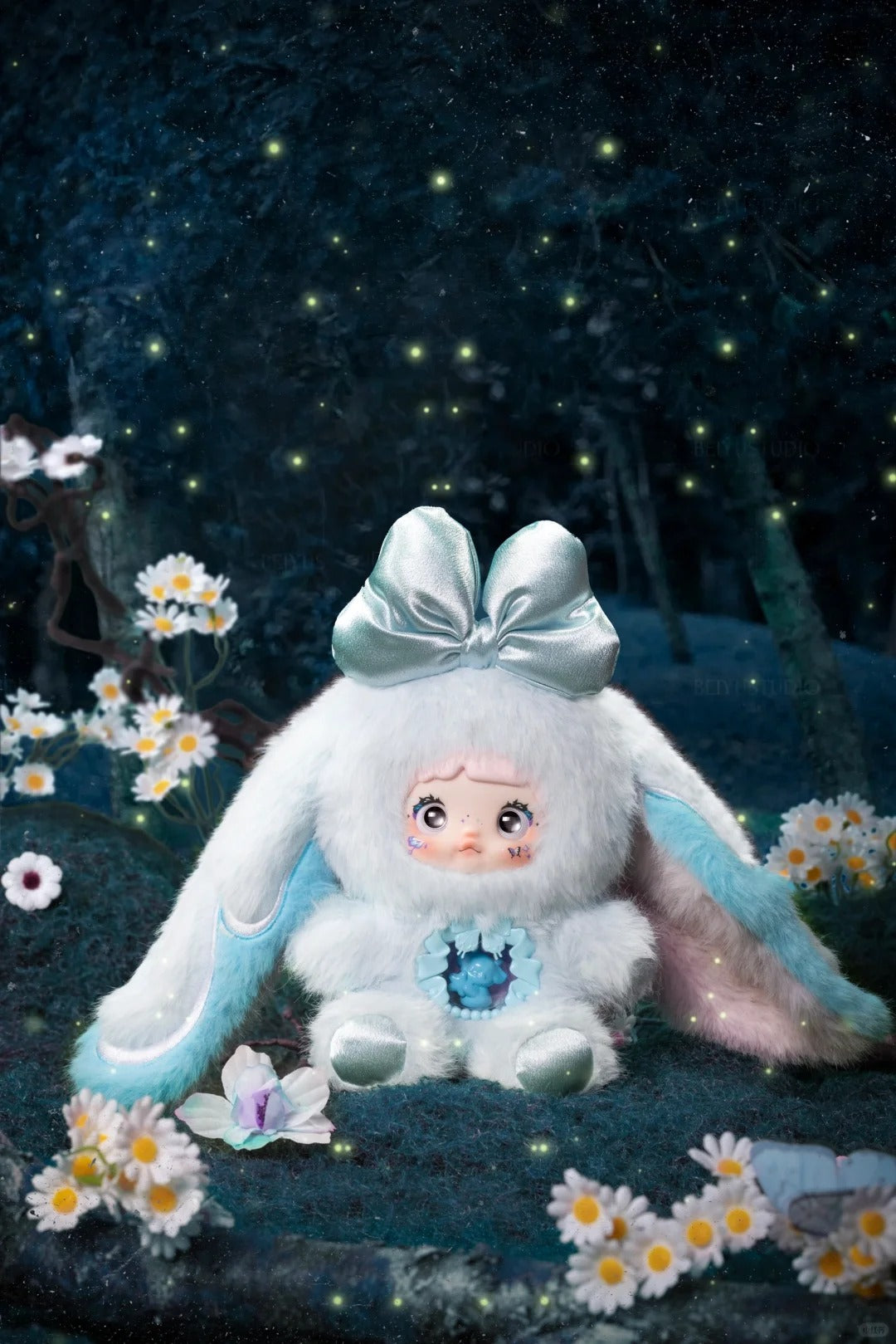Nommi V6 Fantasy world plush
