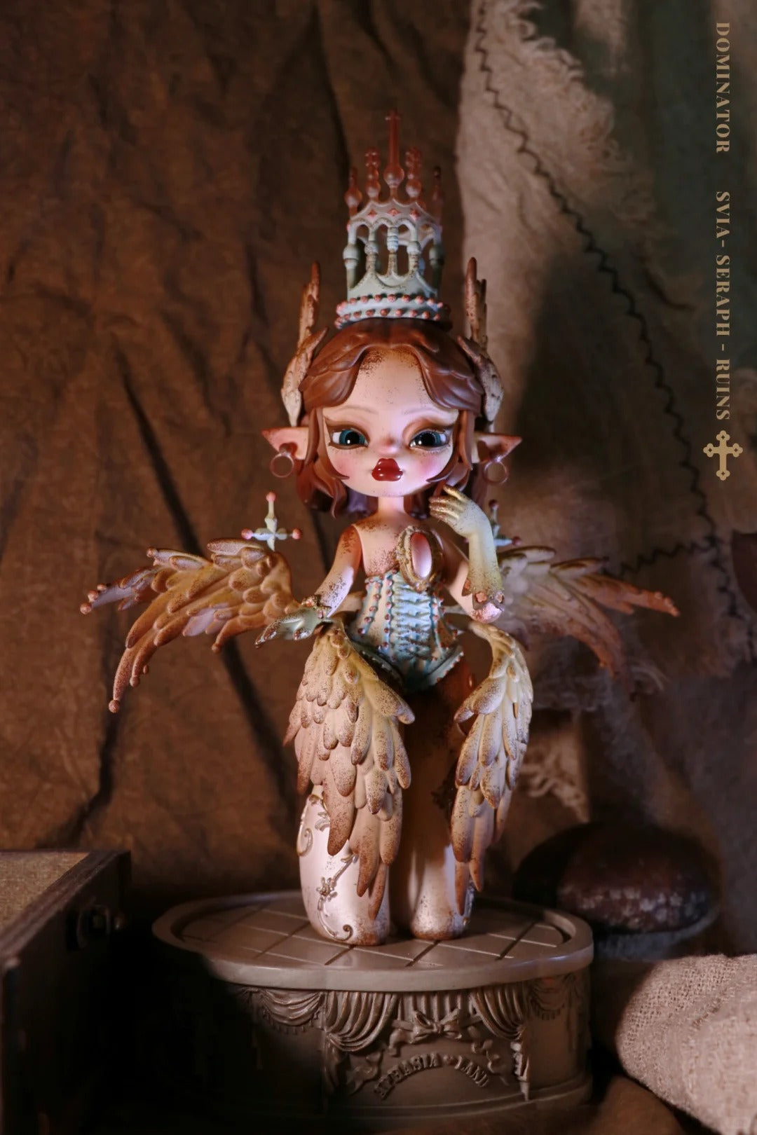 Q-SVIA Dominator Big Doll - Collection