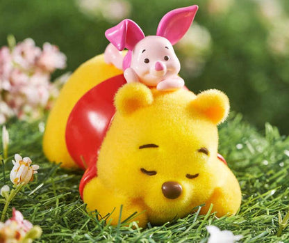 Disney - Carefree Winnie the pooh