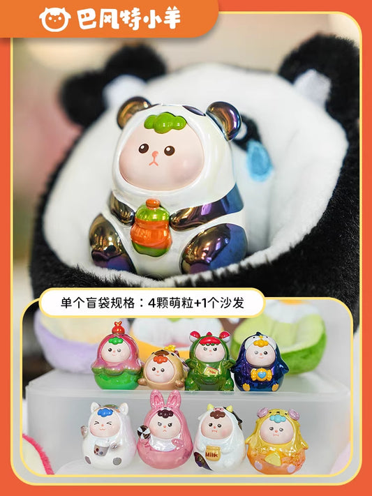 Sheep Adorable Foodie-themed Series of blind bags..