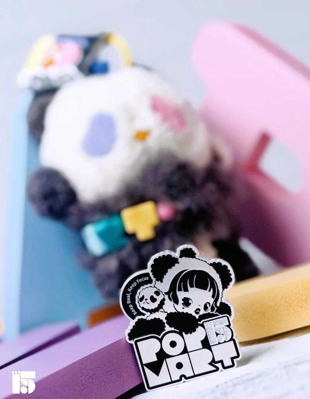 Skullpanda 15th Anniversary Employee Exclusive (Gift Box Set)