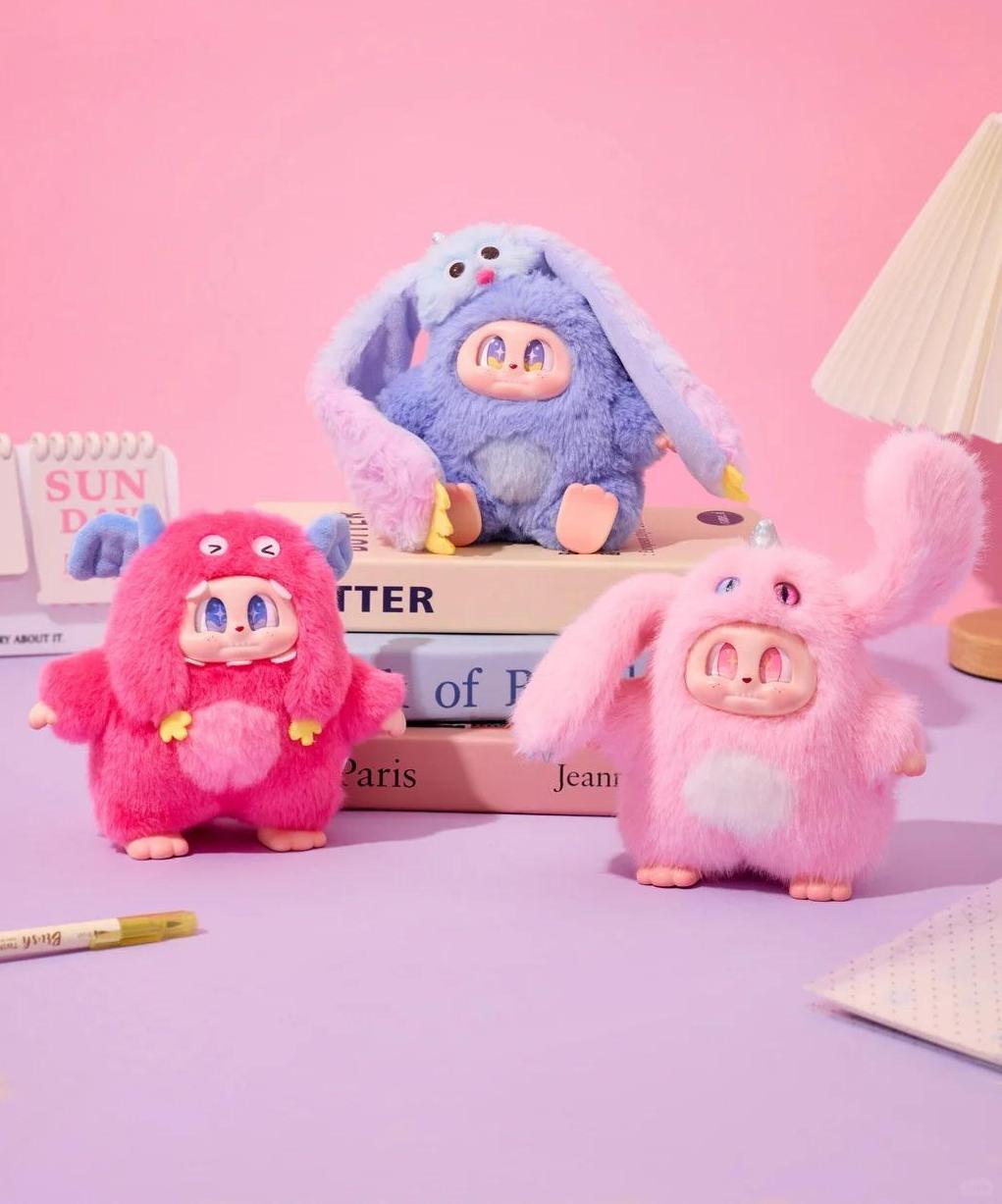 Monster Cupa Twin Universe Serise Vinyl Plush