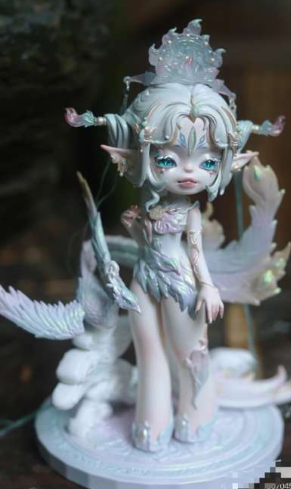 Q-SVIA Dominator Big Doll - Collection