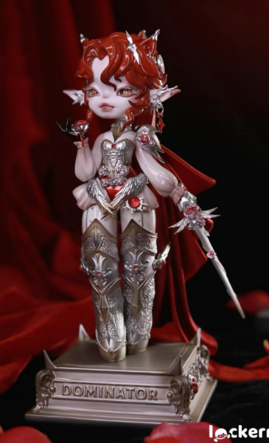 Q-SVIA Dominator Big Doll - Collection