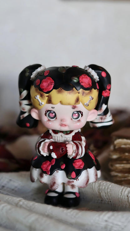 Nommi Specimen Artist Little Black Peach（pre order）