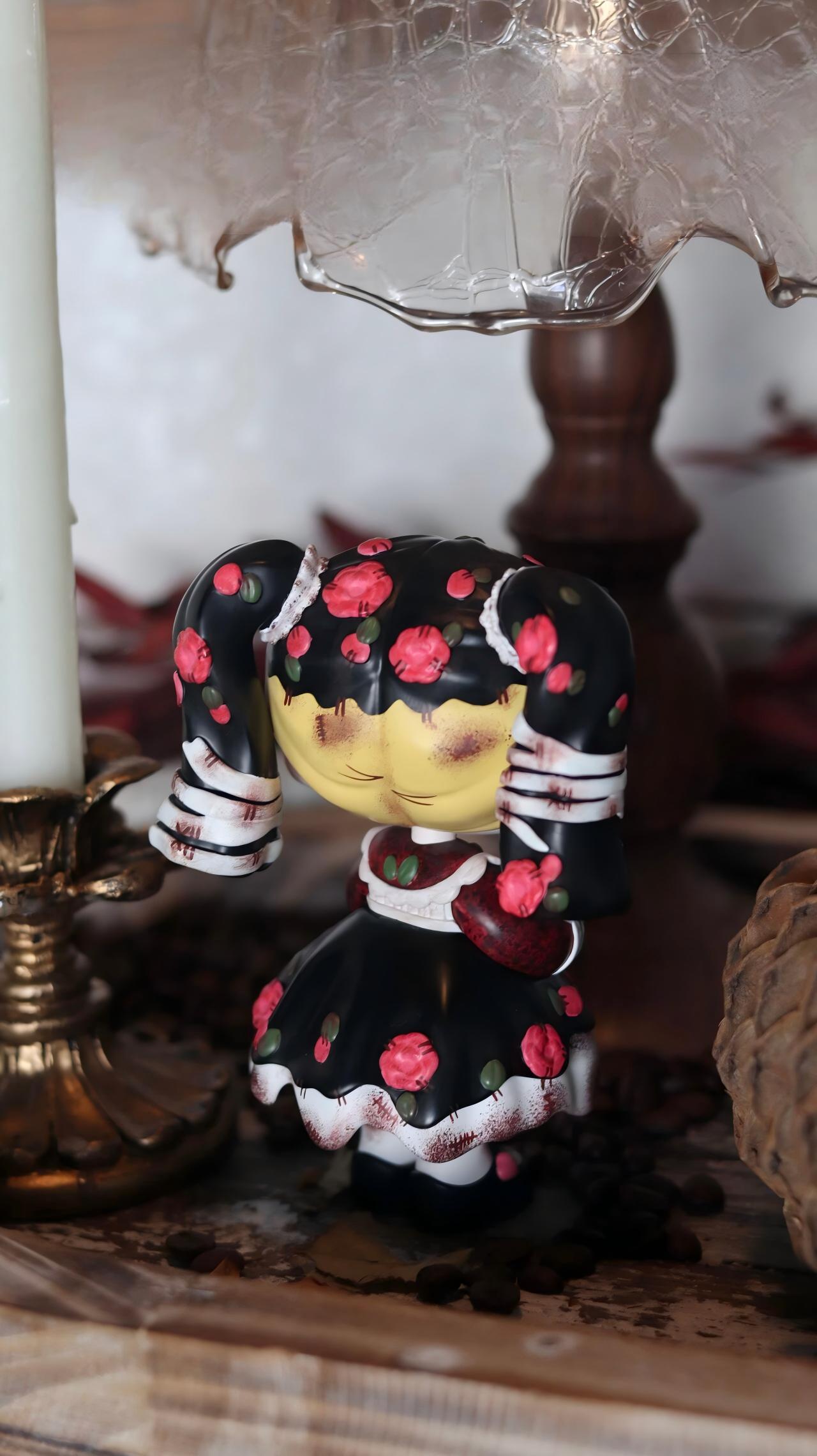 Nommi Specimen Artist Little Black Peach（pre order）
