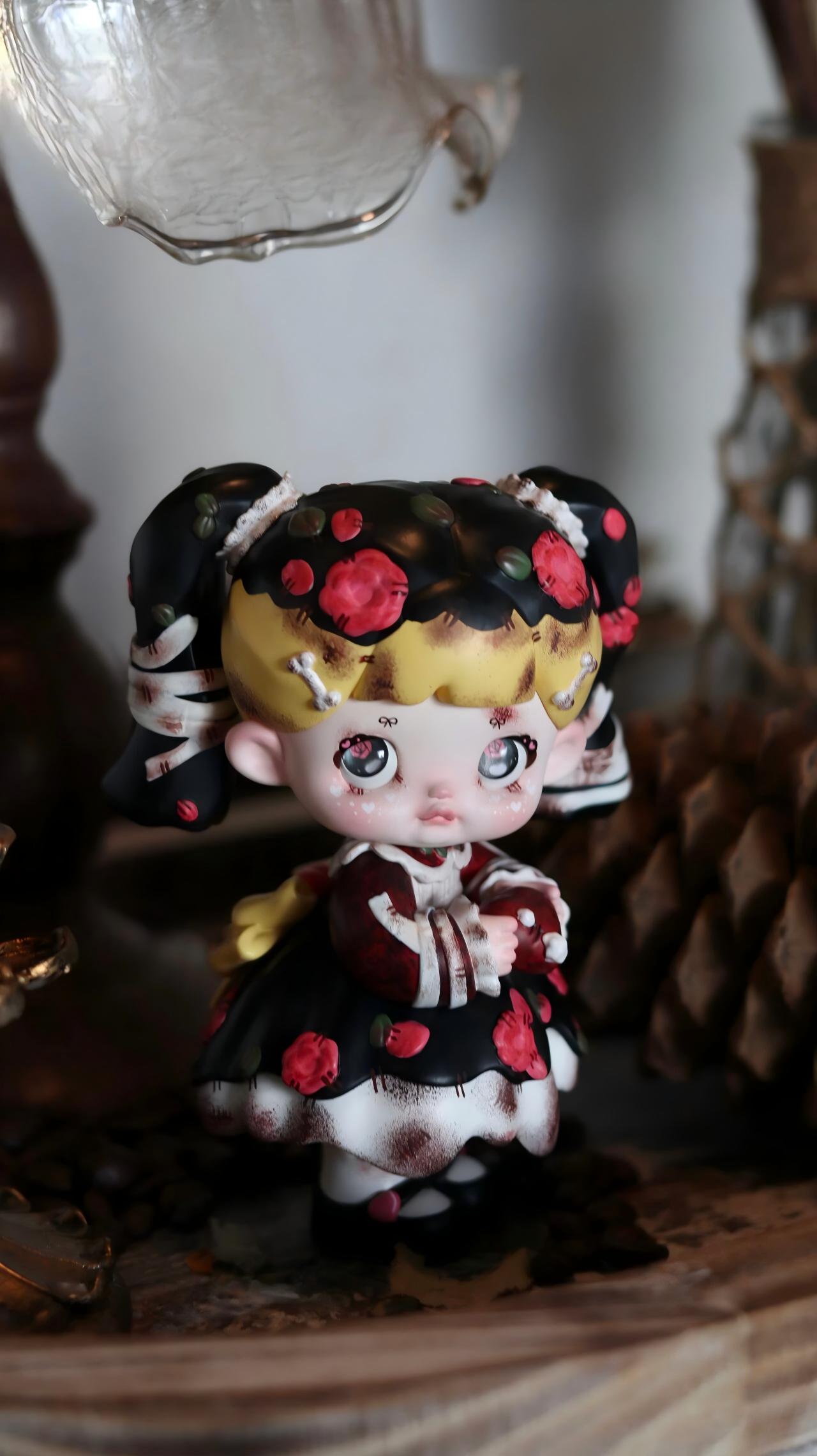 Nommi Specimen Artist Little Black Peach（pre order）