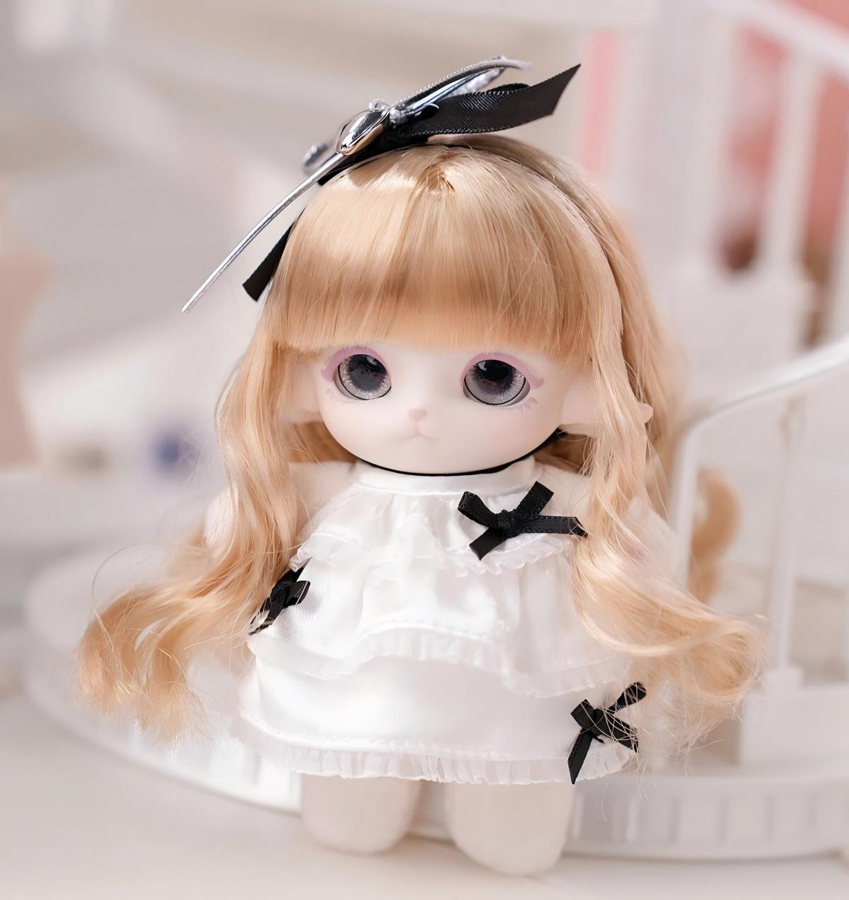 Mimia Party Fashion Show Plush Charm