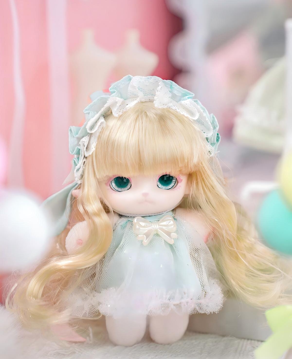 Mimia Party Fashion Show Plush Charm