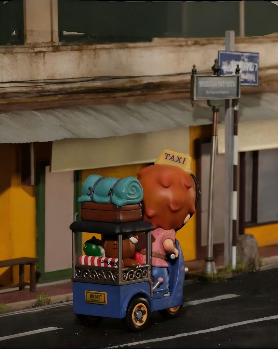 Hirono Thailand Limited Edition Pendant Card（pre order）