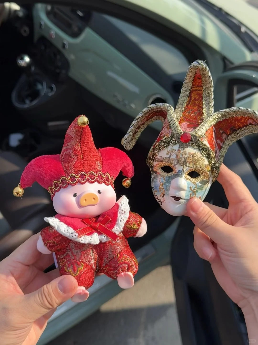 LuLu the piggy-Triangel Pvc Plush Keychain Blind Box