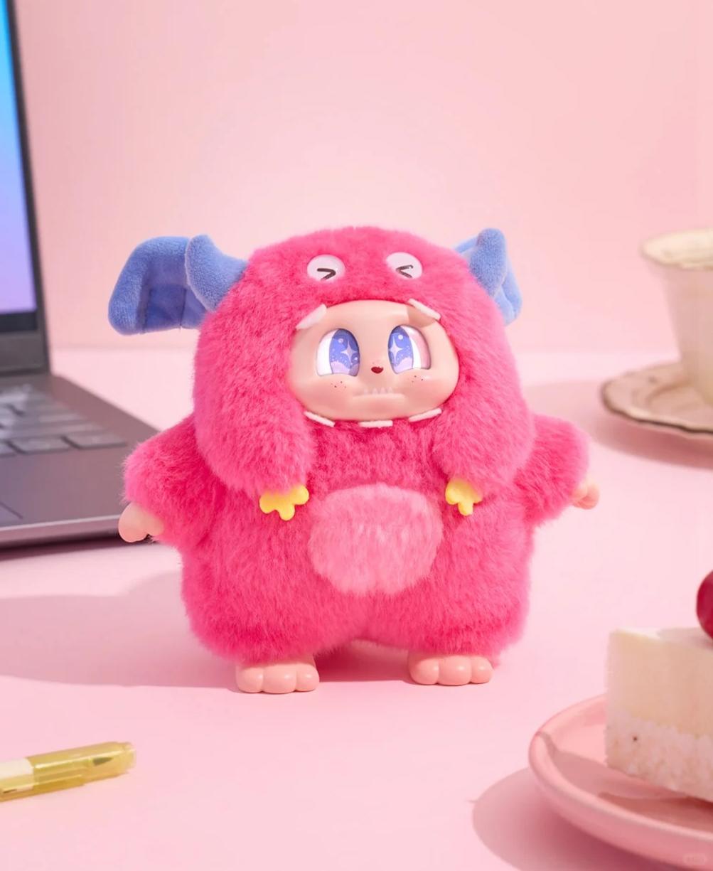 Monster Cupa Twin Universe Serise Vinyl Plush