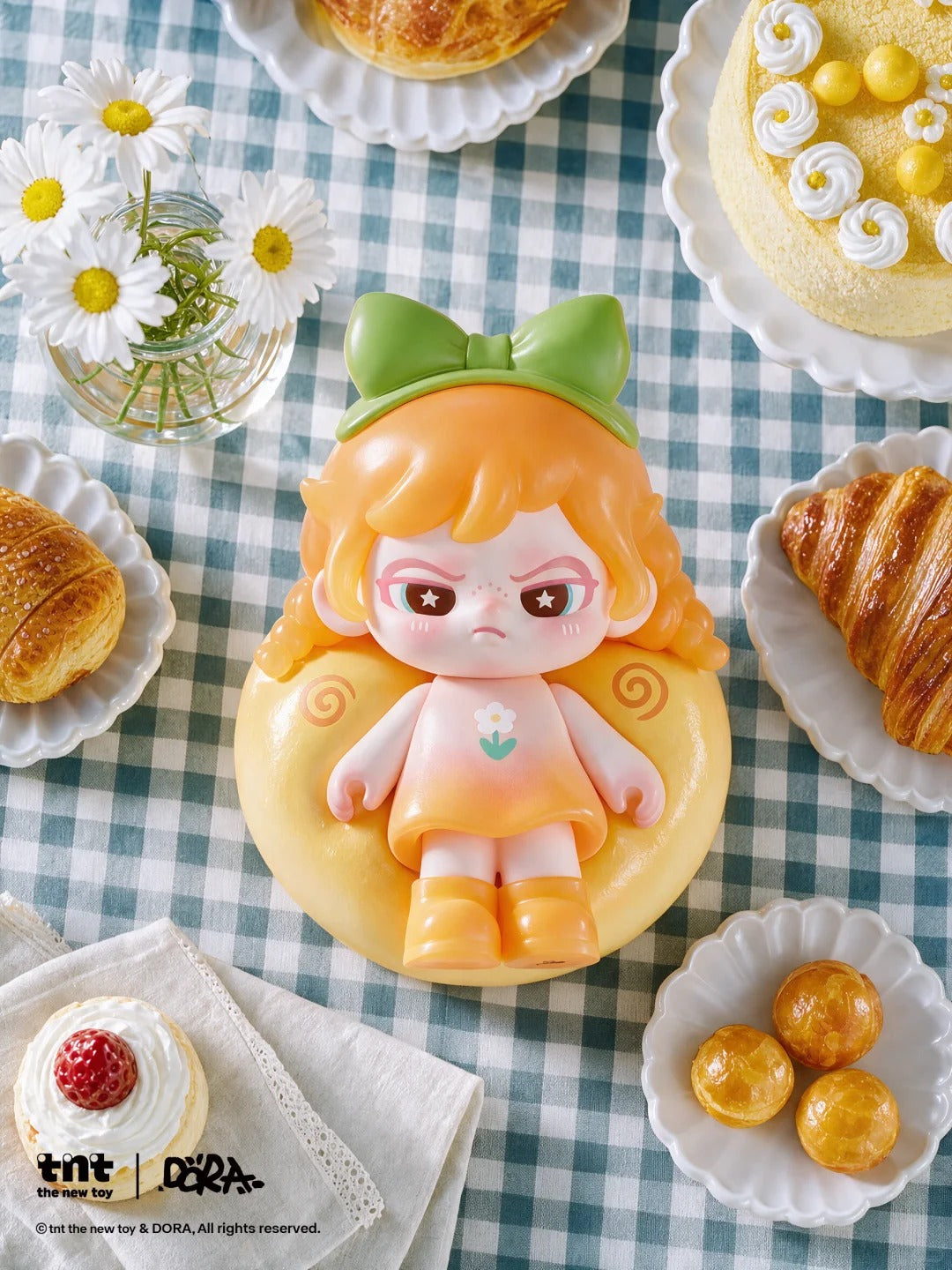 BaBY Dora tiny bread bite mini series figures