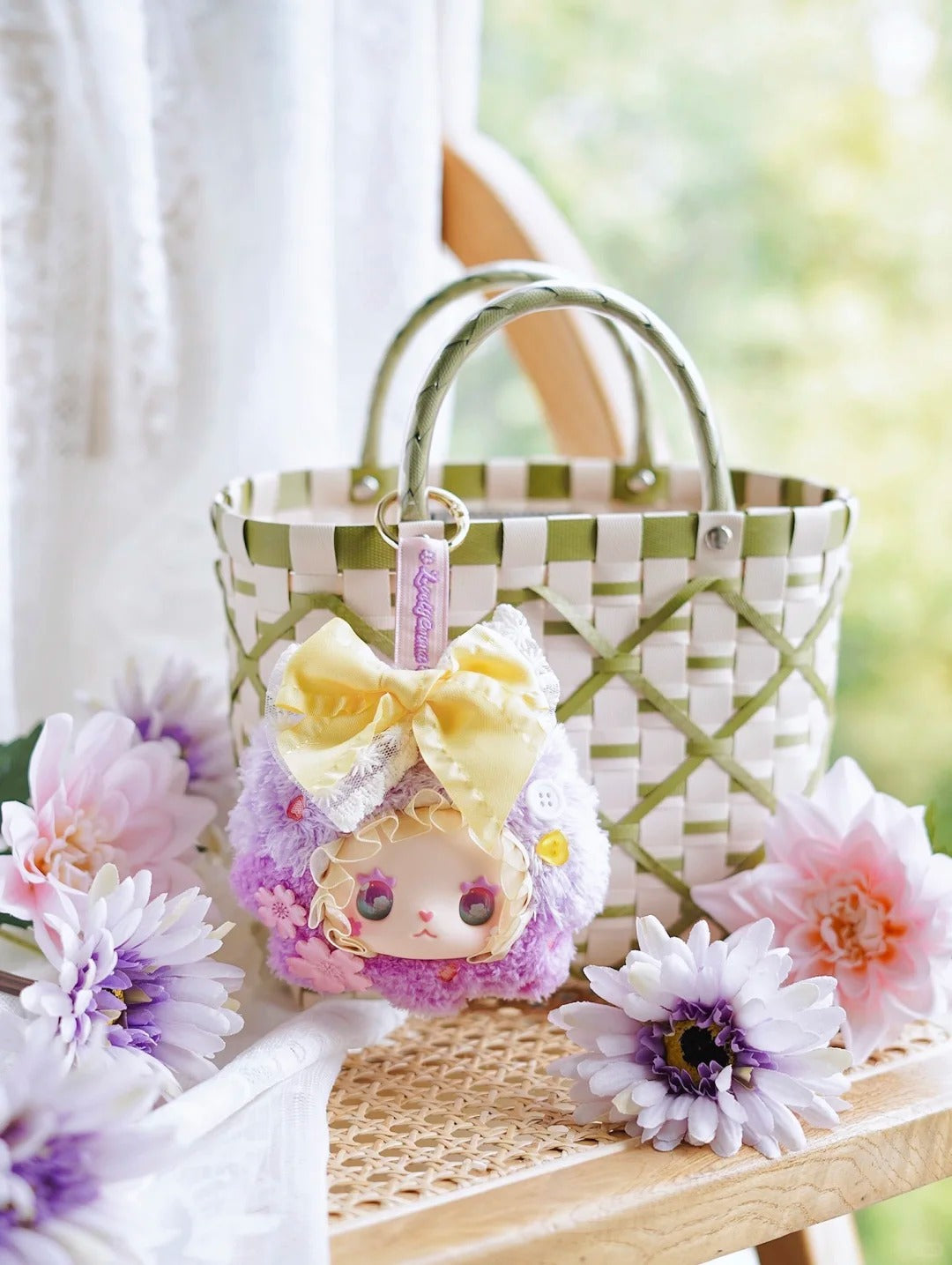 LOVELY EMMA Floral Seasons Series