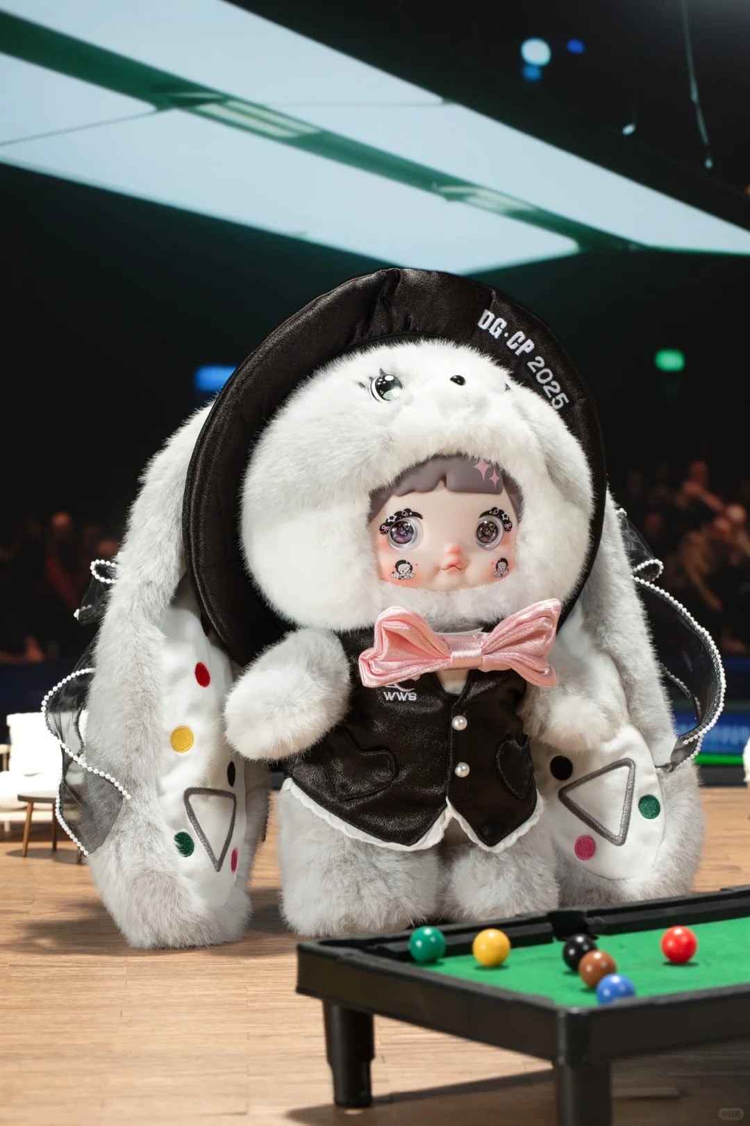 NOMMI 400% Plush Snooker Co - branded