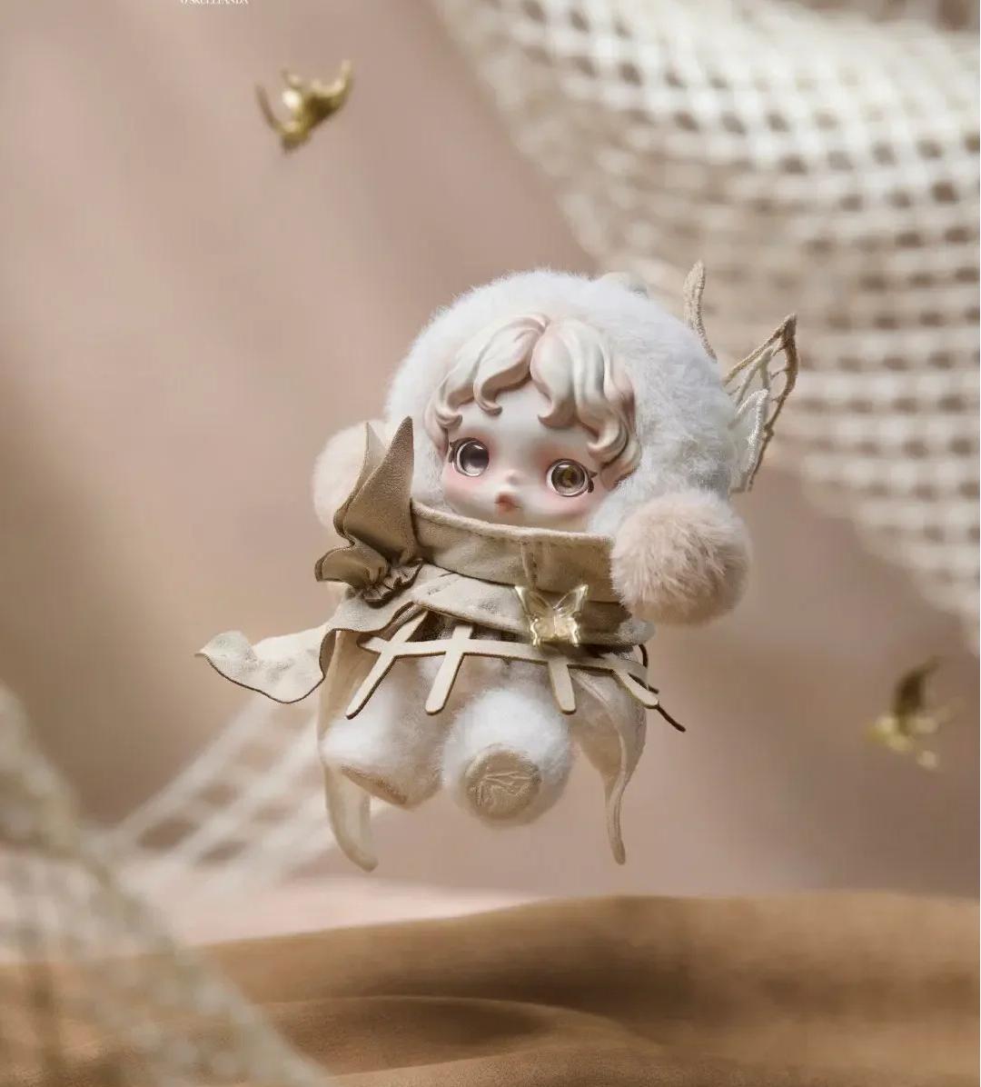 Q-SKULLPANDA Surround and Trap Plush Hanging Card
