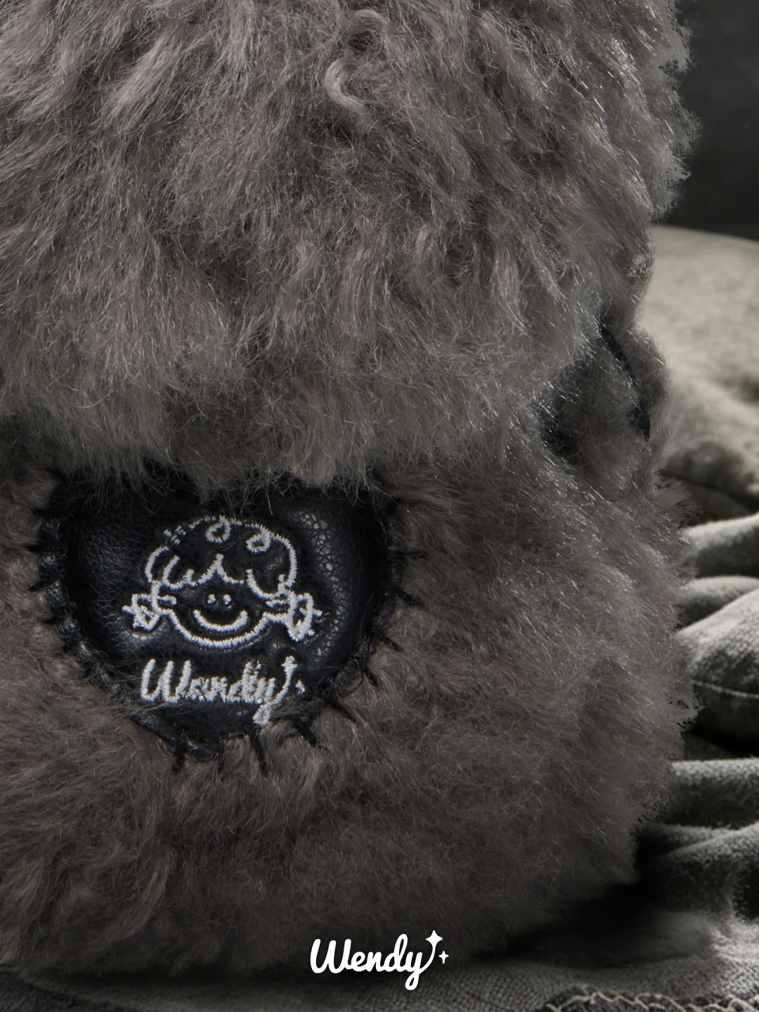 Wendy-Hidden Heart Handing Card