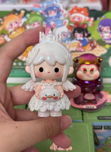 【Livestream Only】 Lucky Box / Special Claim