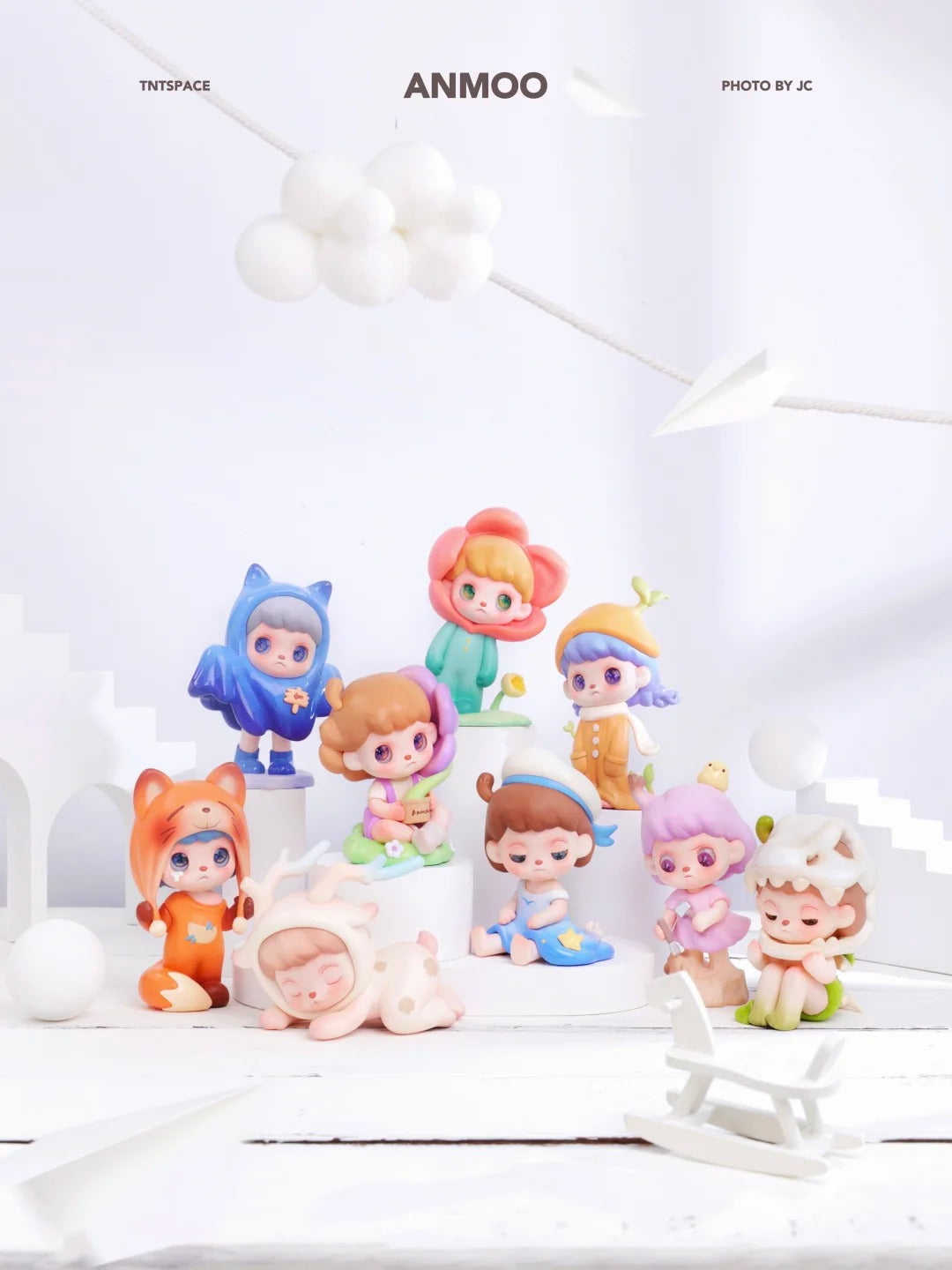 ANMOO listen attentively series figures