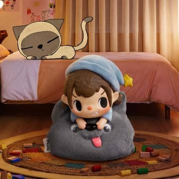 Chapter 1 – Merodi After School Series Figures