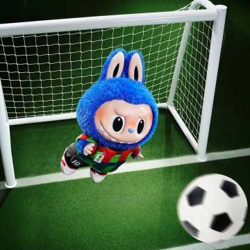 THE MONSTERS × FIFA SERIES-Catch the Win Vinyl Plush Doll