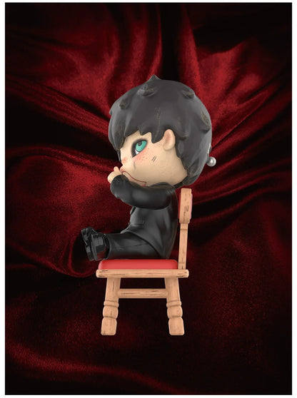 Hirono x Dead Silence Figure