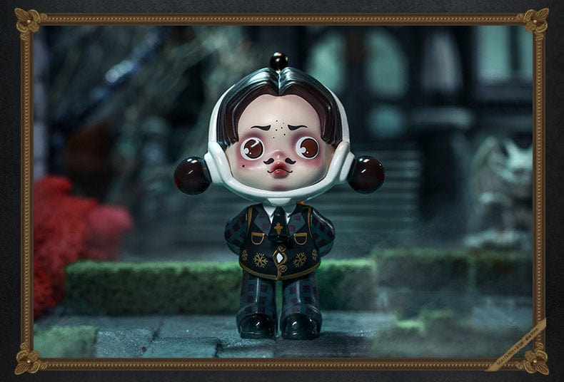 Skull Panda×Addams Family Series figure (confirmed)